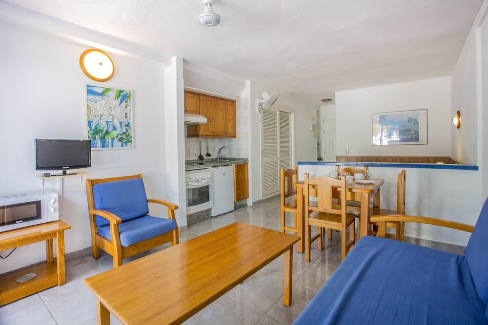 Apartamentos Puerto Colon Club