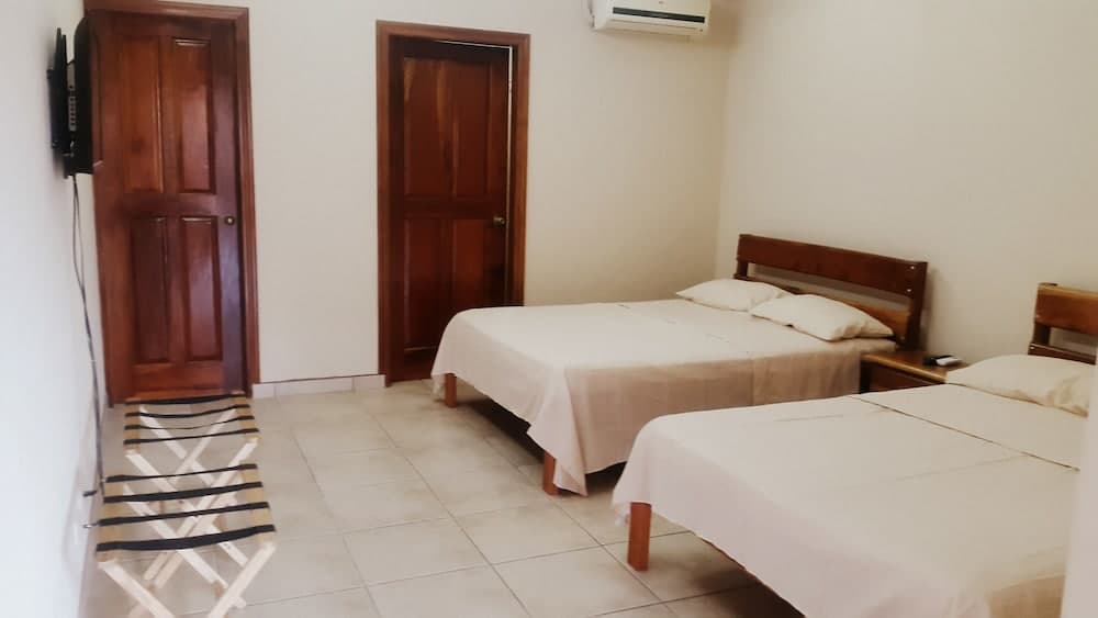 Hotel Palmeras Carrillo Beach