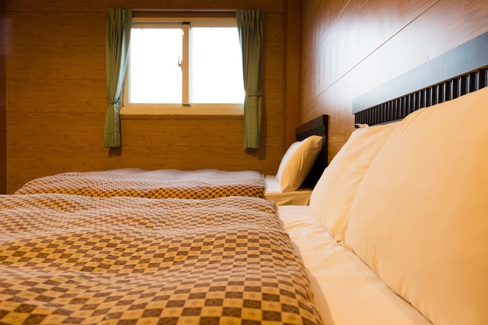 Kenting Dajianshan Wilderness Bungalow