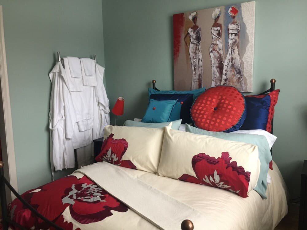 Baza Bed & Breakfast