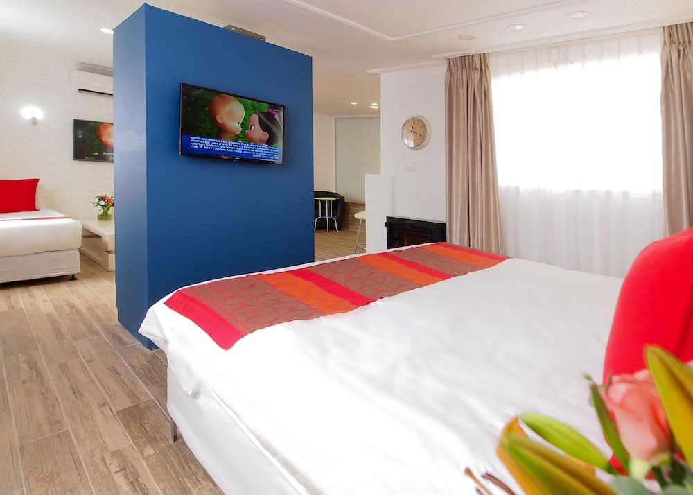 Paamonim Jerusalem Hotel