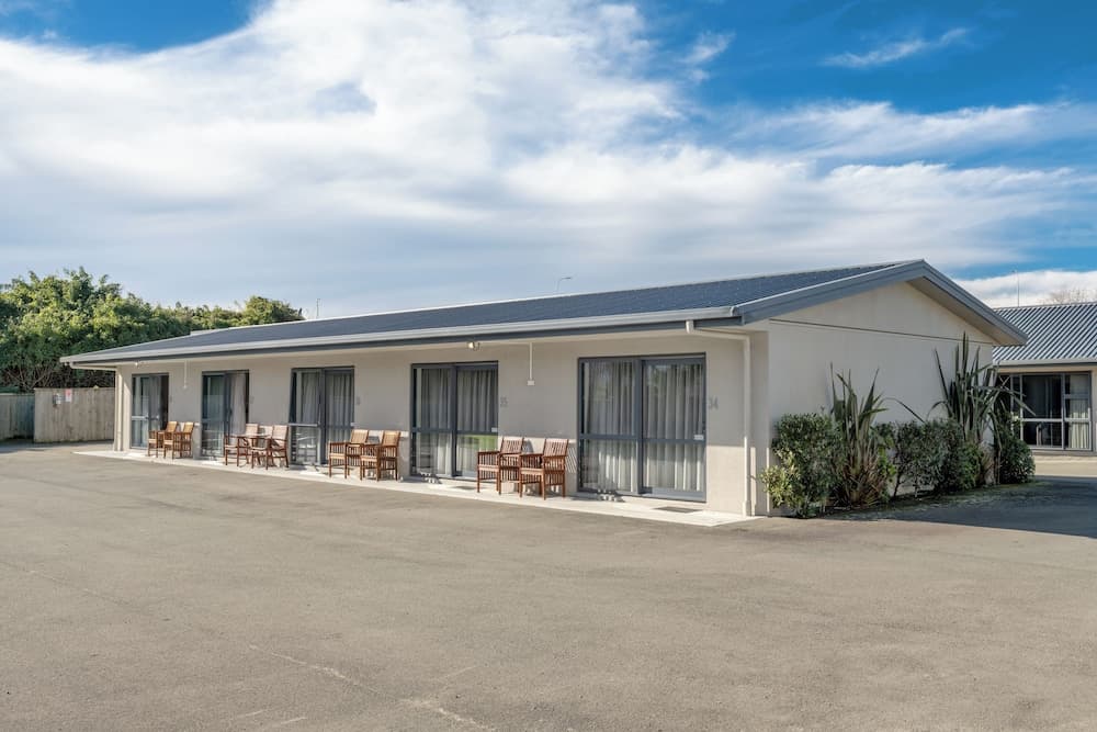 Grove Park Motor Lodge