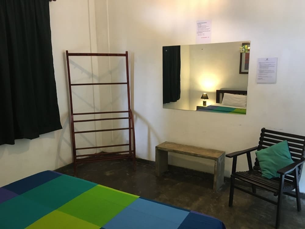 Colombo Beach Hostel