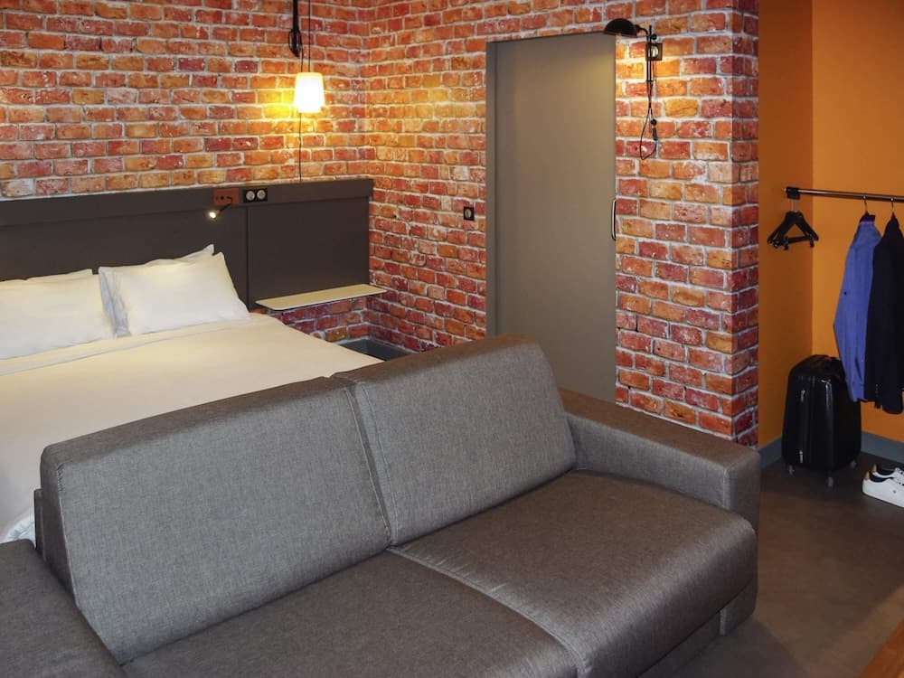 greet Hotel Paris porte de la Chapelle - Aréna