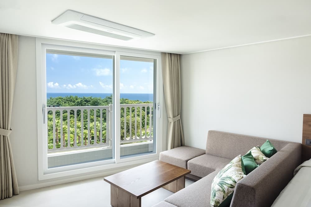 Kensington Resort Jeju Jungmun