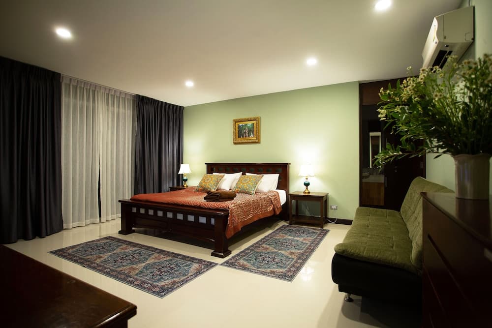 Nagawari Art Maldives BBQ Pattaya Villa