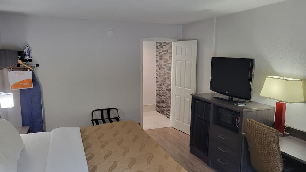 Quality Inn Forsyth near GA Public Safety Training Center