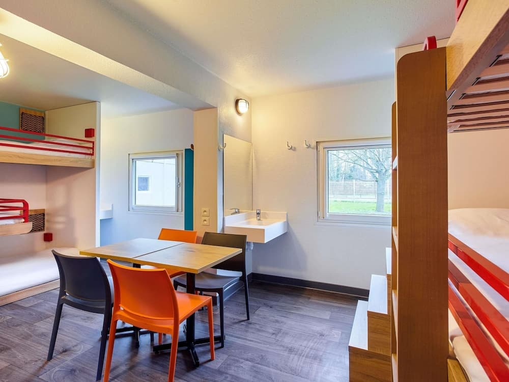 hotelF1 Paris Saint-Denis Université