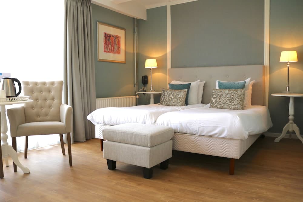 Saillant Hotel Brull