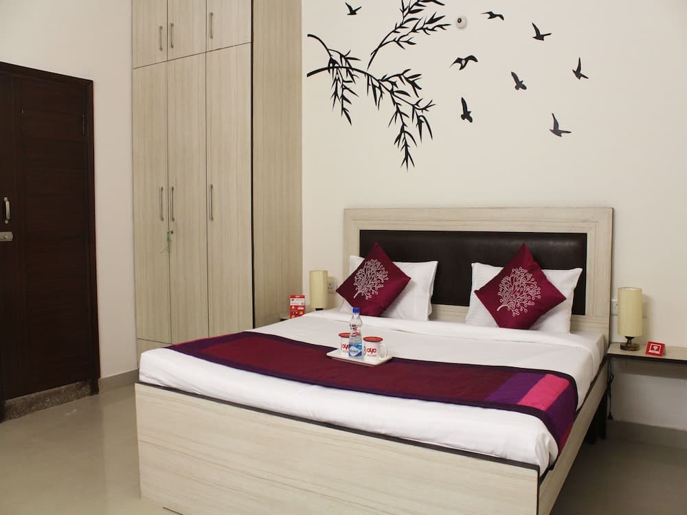 OYO 2384 Hotel Epic Inn