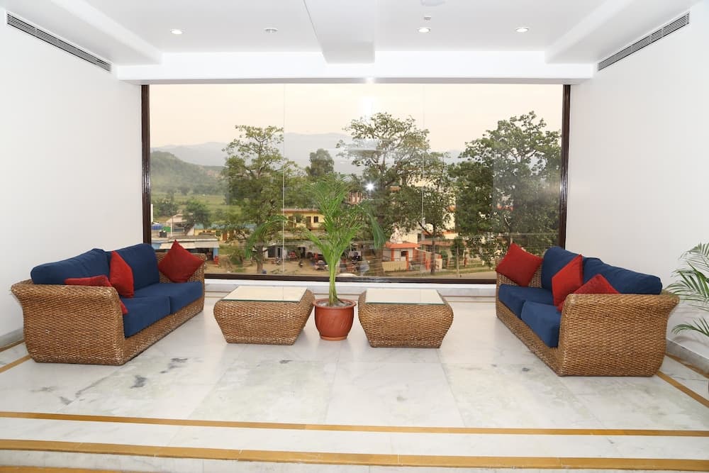 OYO 2192 Hotel Gianz