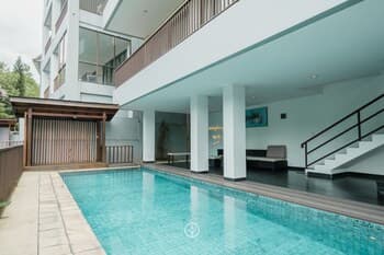 Cempaka 2 Villa 6 Bedrooms with a Private Pool