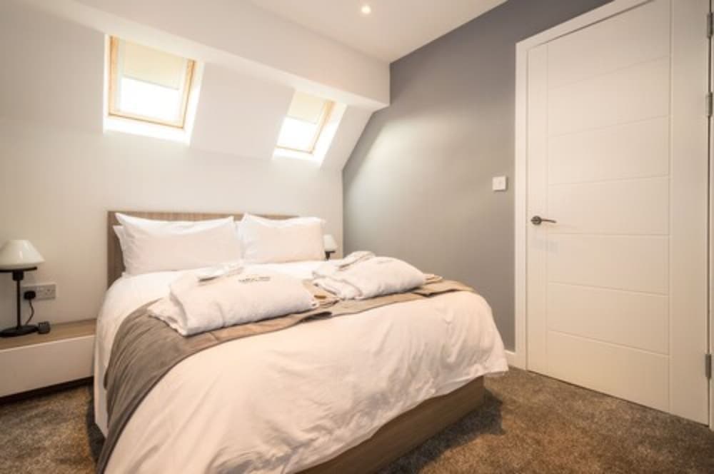 Aaron Wise Serviced Apartments