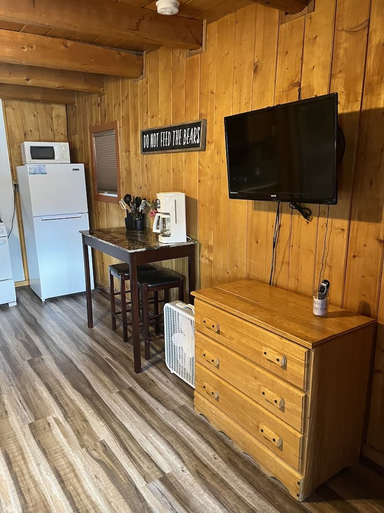 South Fork Lodge & RV Park