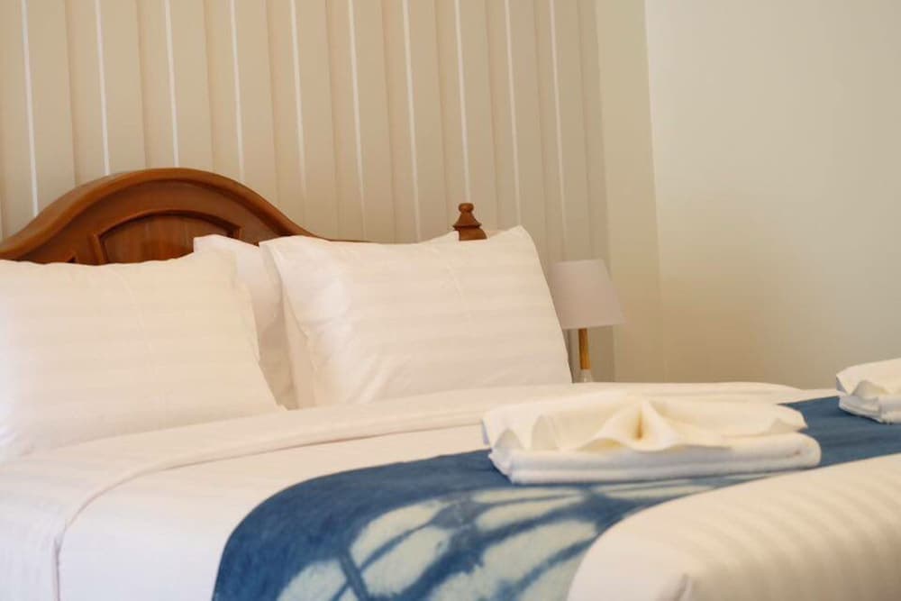 Baan Iyara Boutique City Hotel