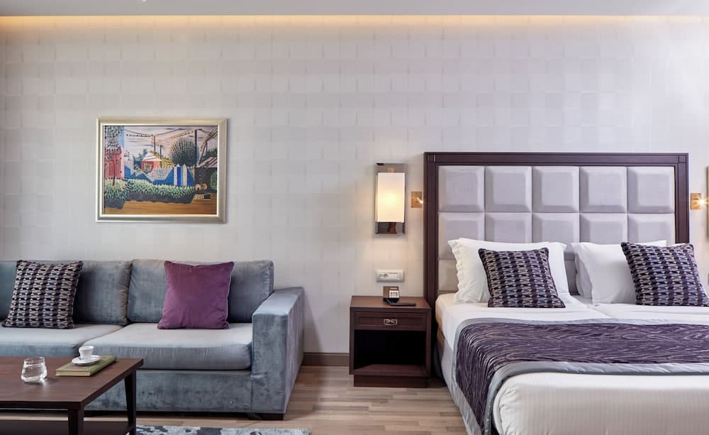 Electra Metropolis Athens