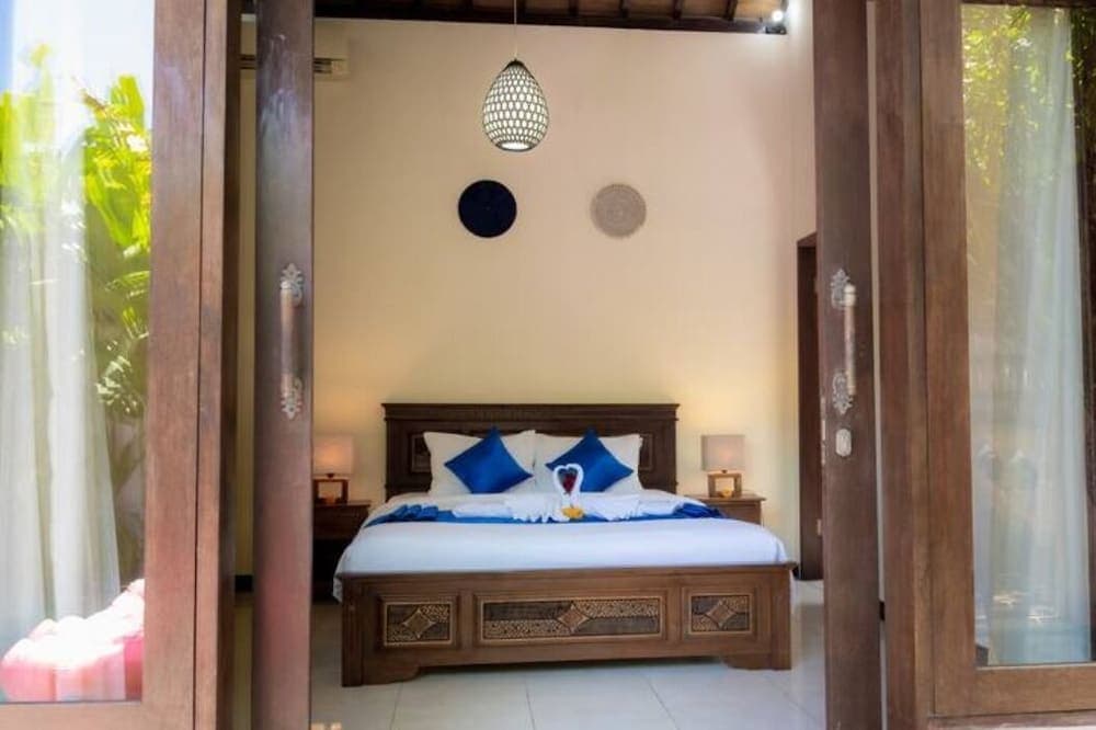 Seminyak Happy Villa