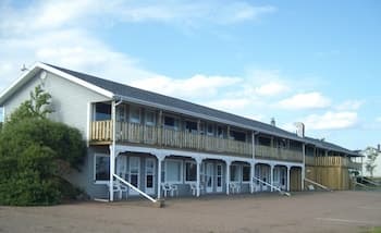 Singing Sands Inn Motel