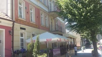 Hotel Cesarski