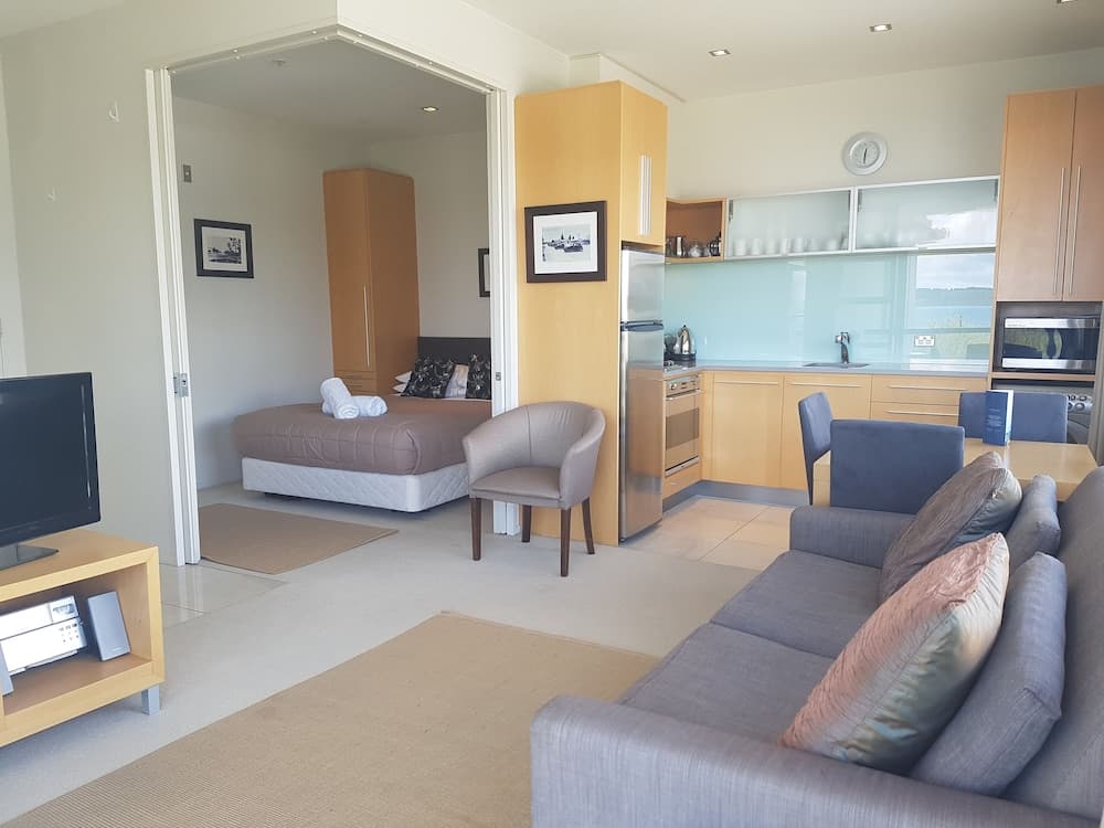 Waimahana Apartment 13