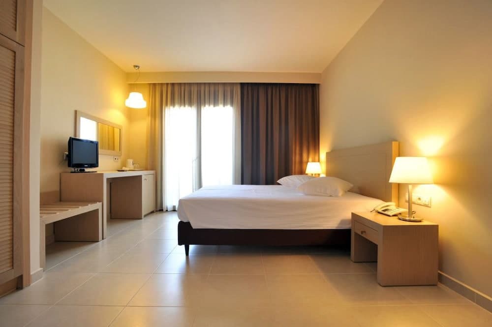 Hotel Porto Plaza Beach Resort