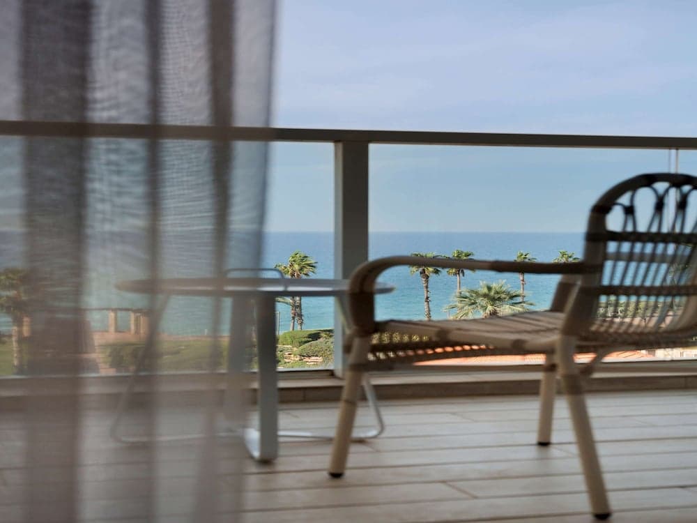 David Tower Hotel Netanya By Prima Hotels – 16 years old plus