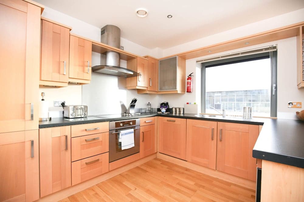 Fenwick Chambers - By Week2Week