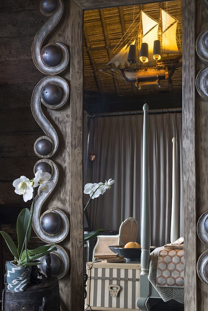 Absolute Beachfront Romantic Villa Laut