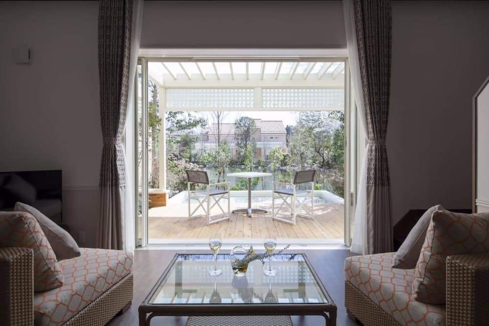 Koyaru-no-sato Doggys Island