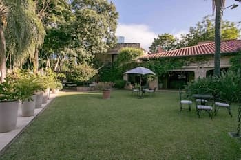 Las Lomas Casa Hotel