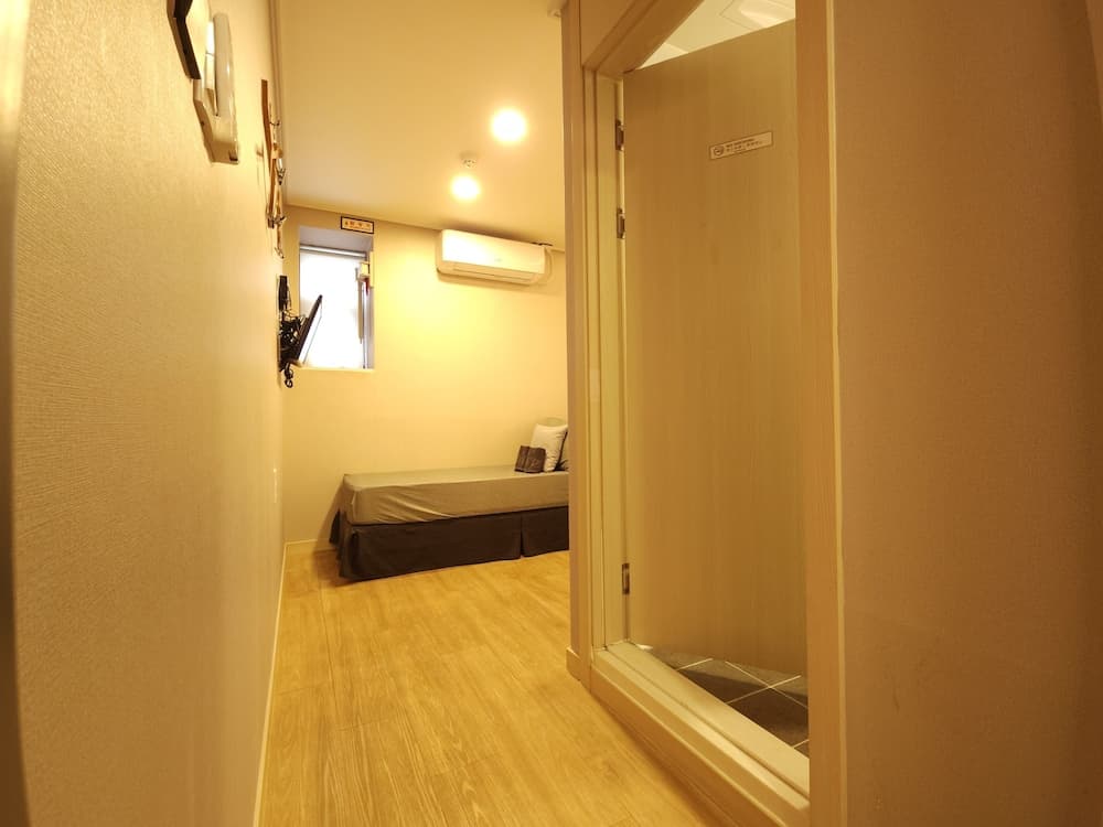 OYO Hostel Myeongdong 1