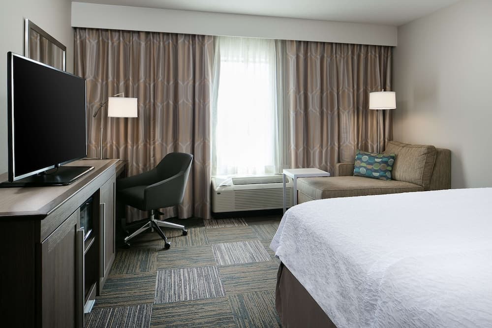 Hampton Inn & Suites Mason City