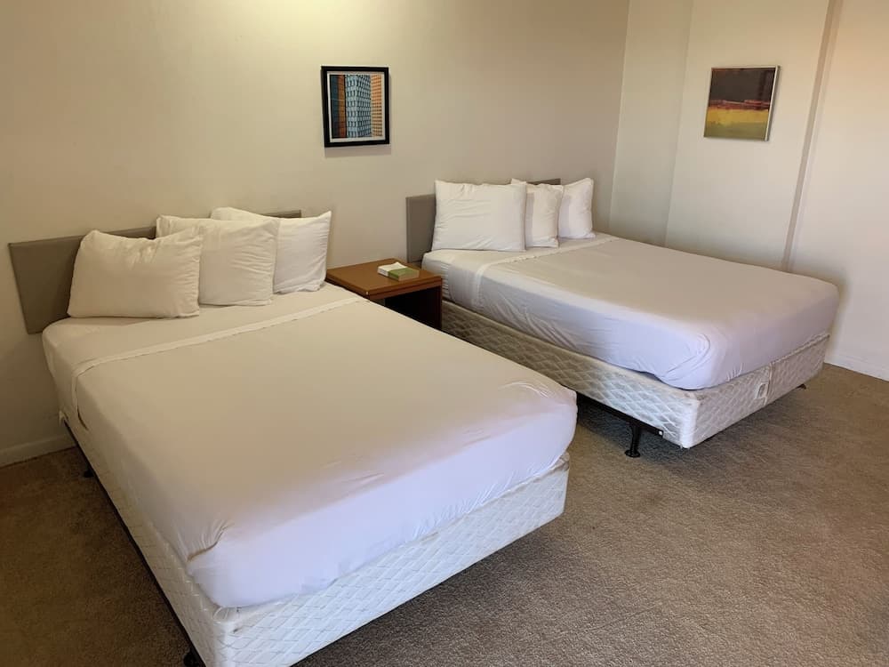 Sawmill Lodges Motel