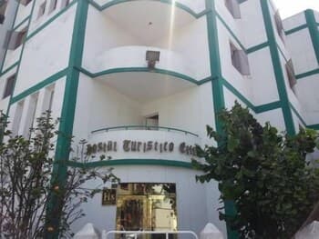 HOSTAL TURÍSTICO EIFFEL