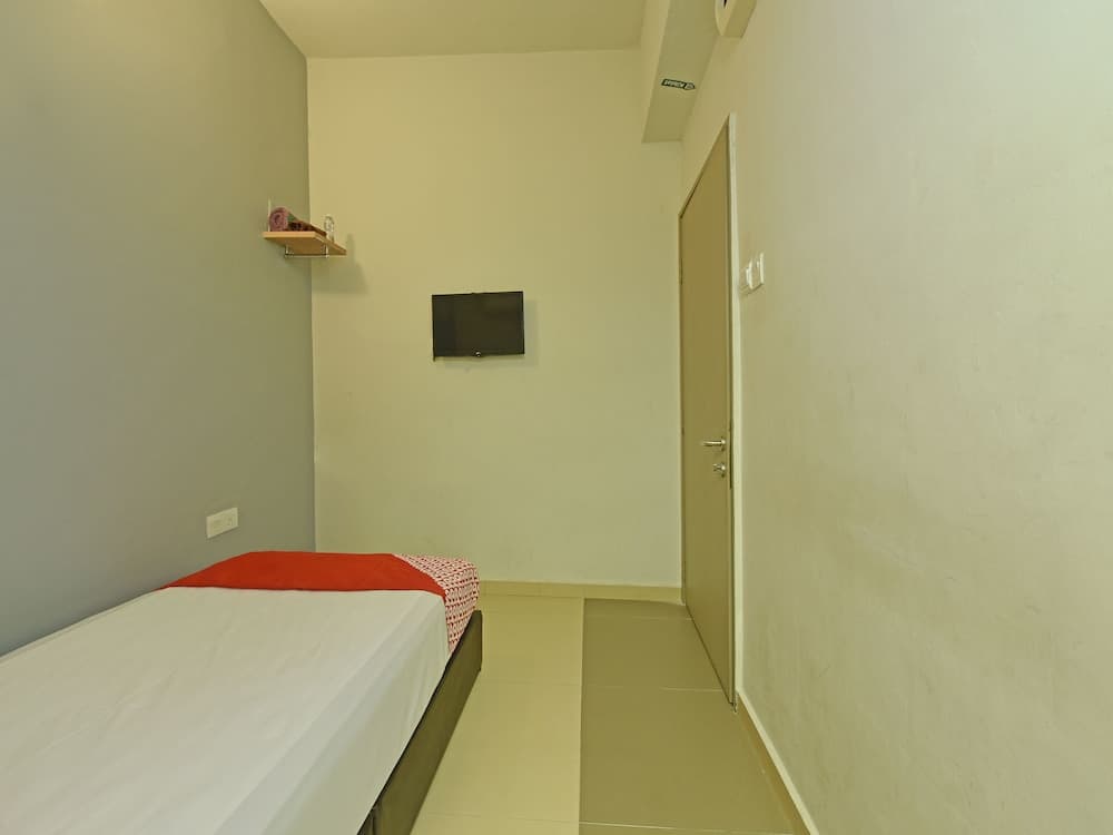 OYO 90553 Hotel 24 Seven