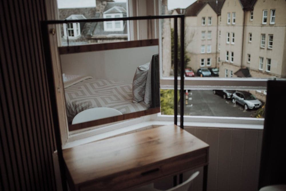 16 Pilrig Guest House