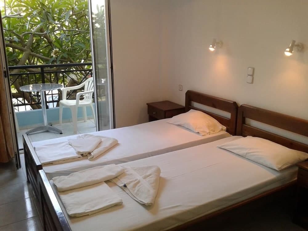 Litsa Mare apartments