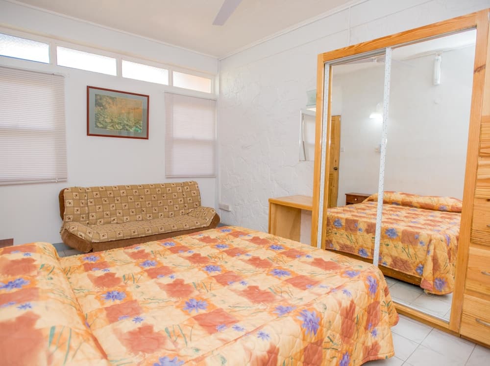 Bougainvillea Apartments