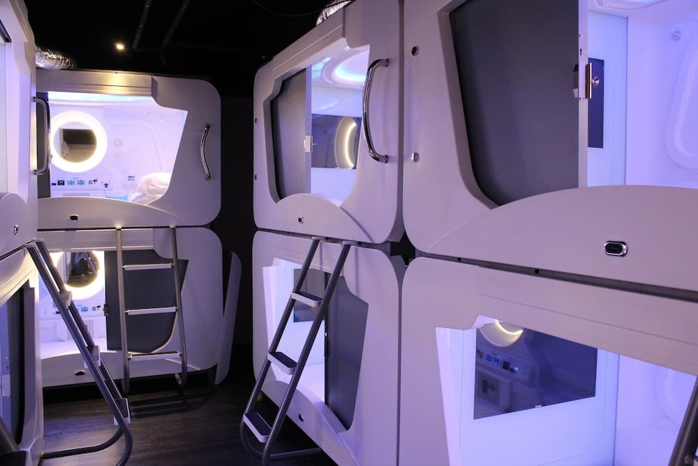 Heybear Capsule Hotel