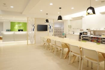 Ease Single Inn Hostel