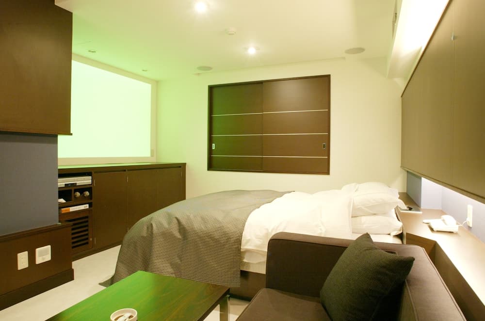 HOTEL WOO - Adults Only