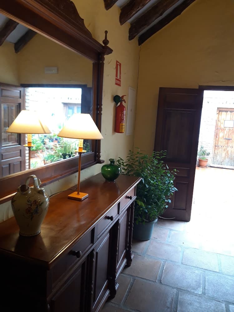 Hotel Hospedería Las Buitreras