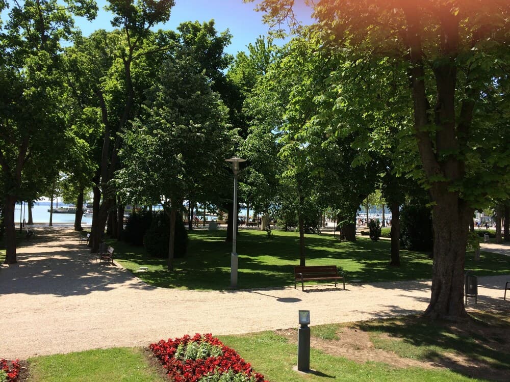 Ipoly Hotel Boutique Rooms & Suites