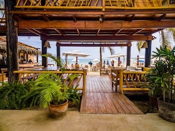 Hotel Del Wawa Beach Front