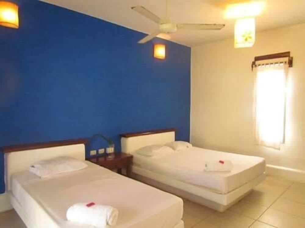 Hotel Del Wawa Beach Front