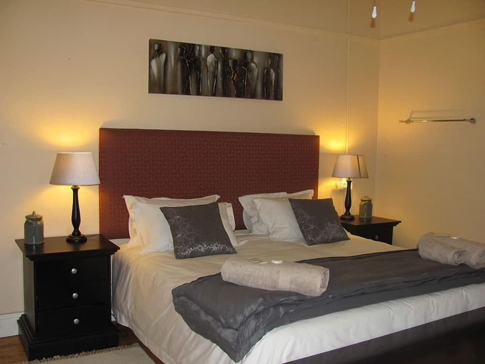 Stellar Dust Guest House