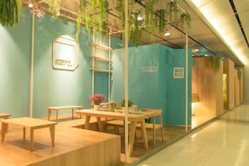 Boxtel at Suvarnabhumi Airport