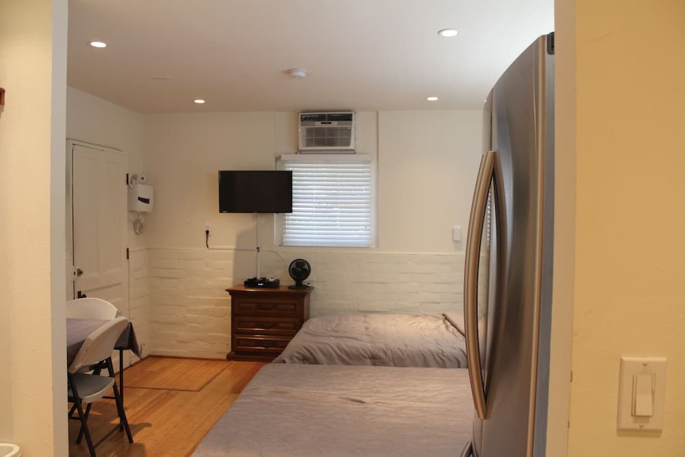 Jewel West LA Santa Monica