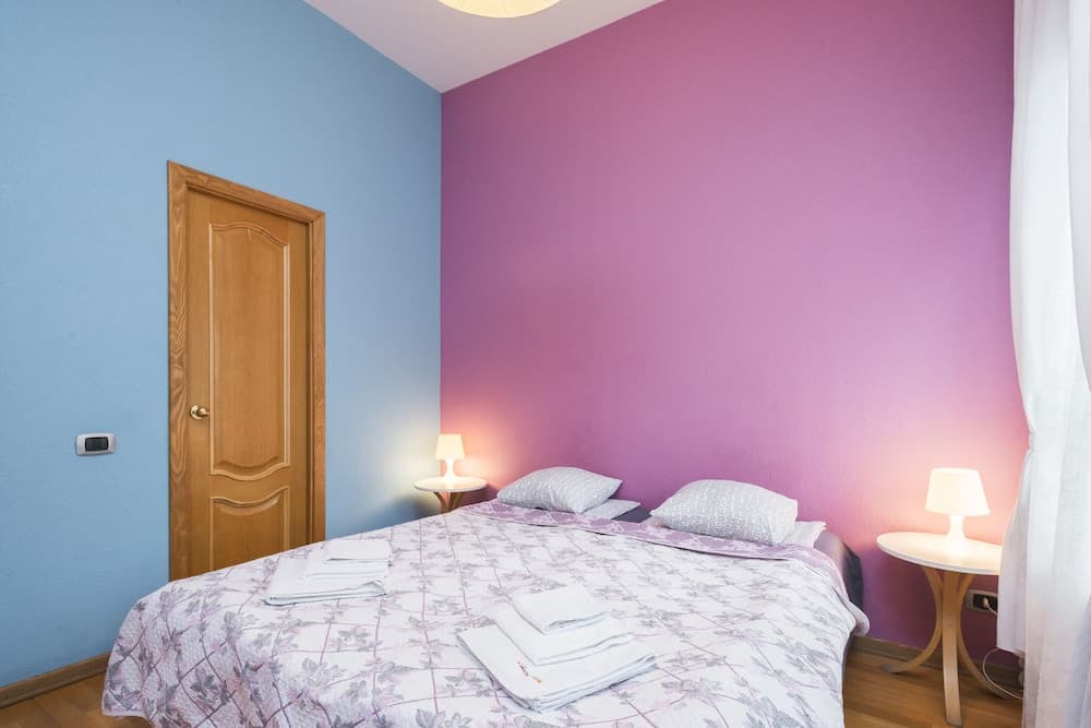 Italian Rooms on Griboedova 35