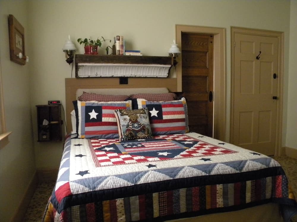 B&B at Oliver Phelps